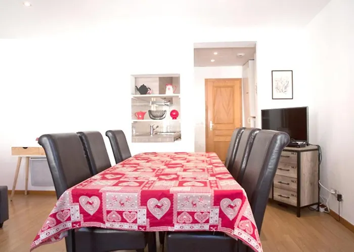 莱斯塔努尔酒店 - 科尔马高档中心 科尔马