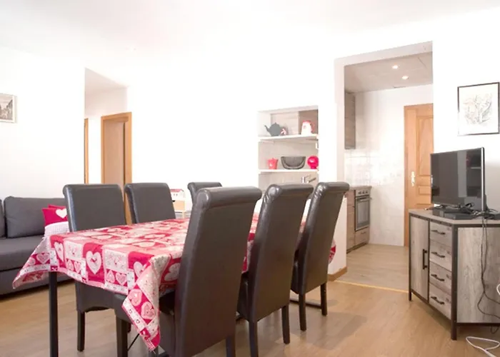 莱斯塔努尔酒店 - 科尔马高档中心 公寓 *