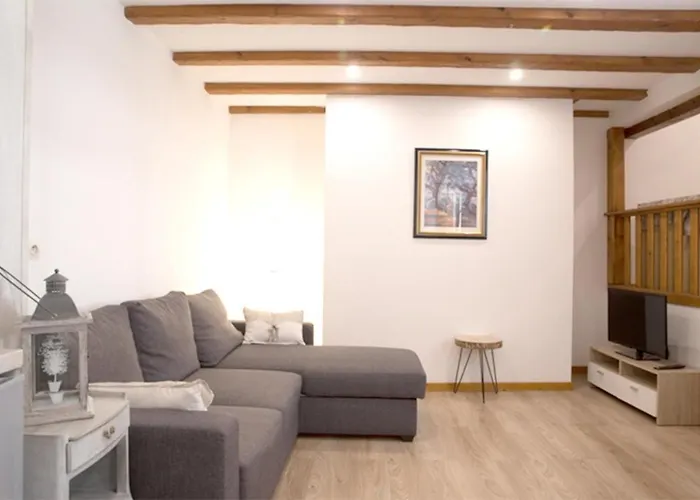 莱斯塔努尔酒店 - 科尔马高档中心